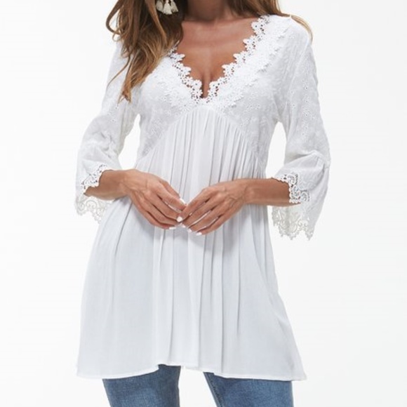 Maison Mascallier Tops - NWT Maison Mascallier White Peasant Top with Lace